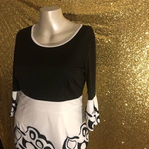 Plus Size Fitted Dress- Size 2x (18/20)